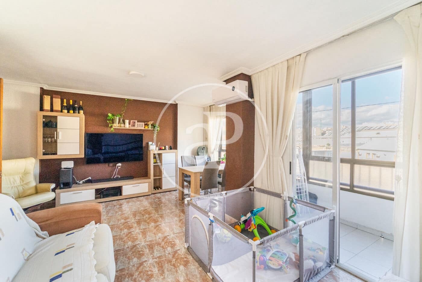 3 bedroom Apartment for sale in Alicante / Alacant city - € 320,000 (Ref: 9427296)
