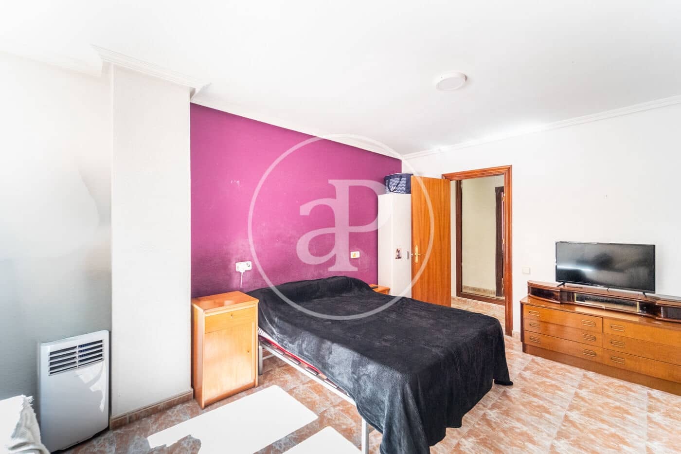 3 bedroom Apartment for sale in Alicante / Alacant city - € 320,000 (Ref: 9427296)