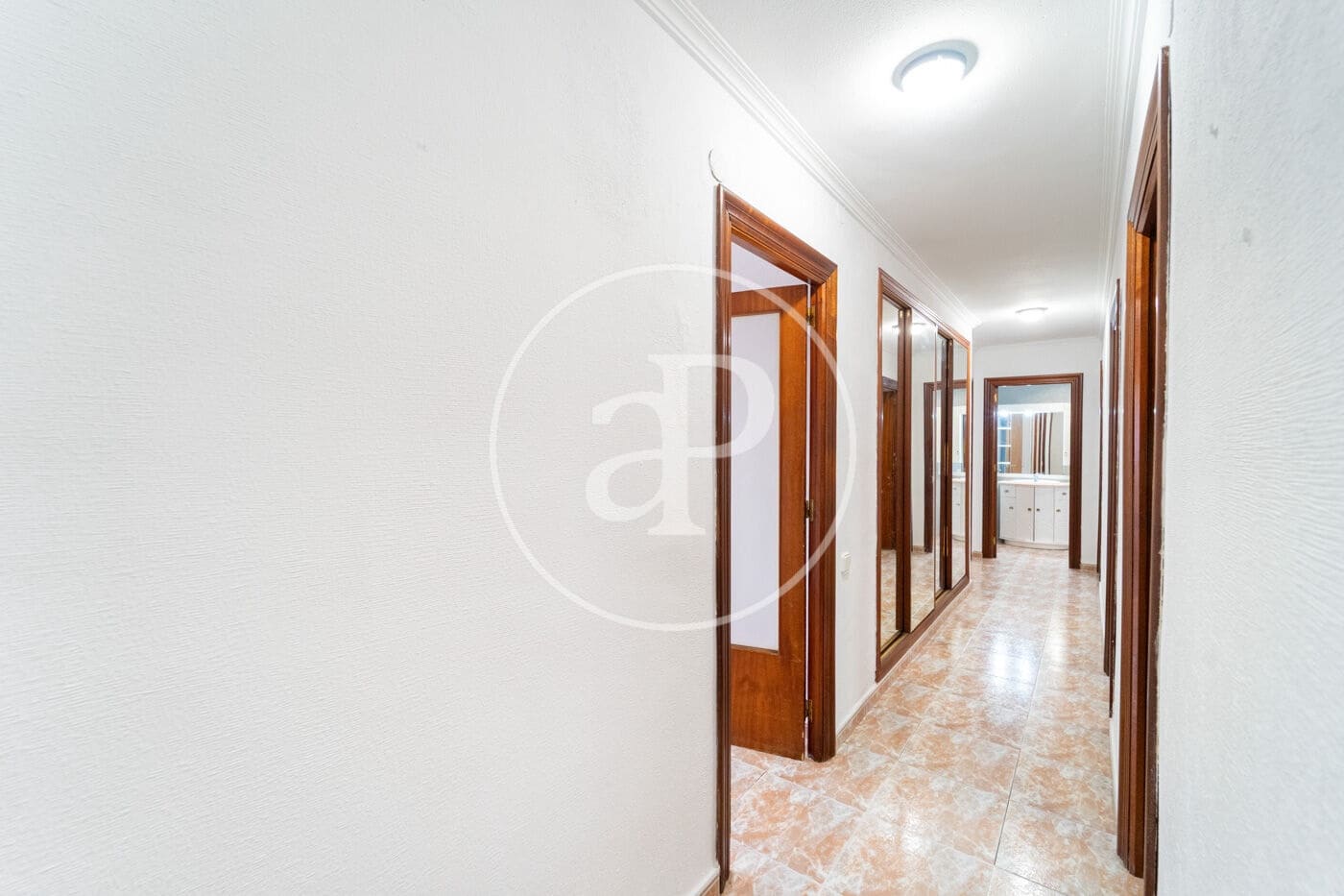 3 bedroom Apartment for sale in Alicante / Alacant city - € 320,000 (Ref: 9427296)