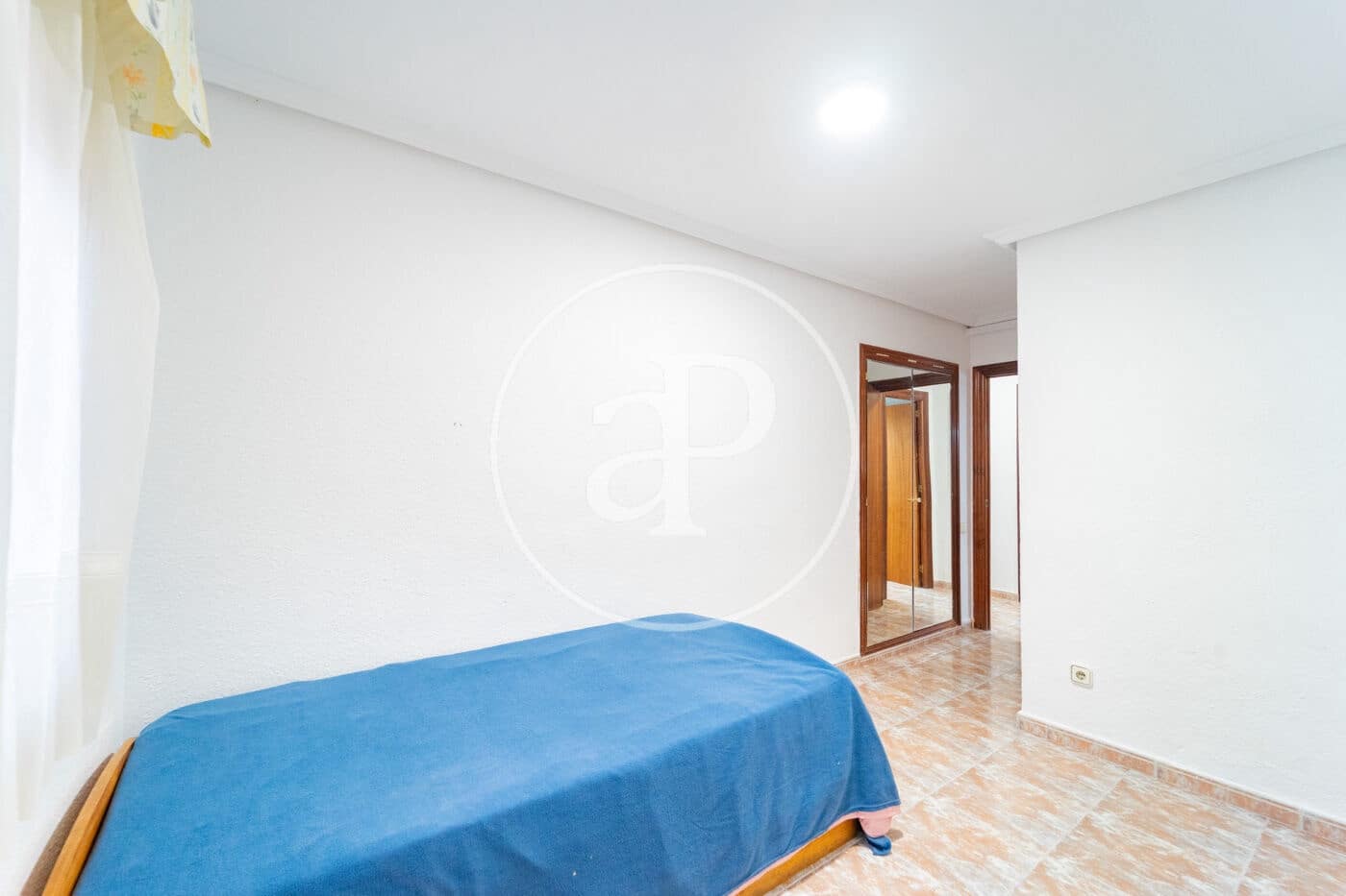 3 bedroom Apartment for sale in Alicante / Alacant city - € 320,000 (Ref: 9427296)