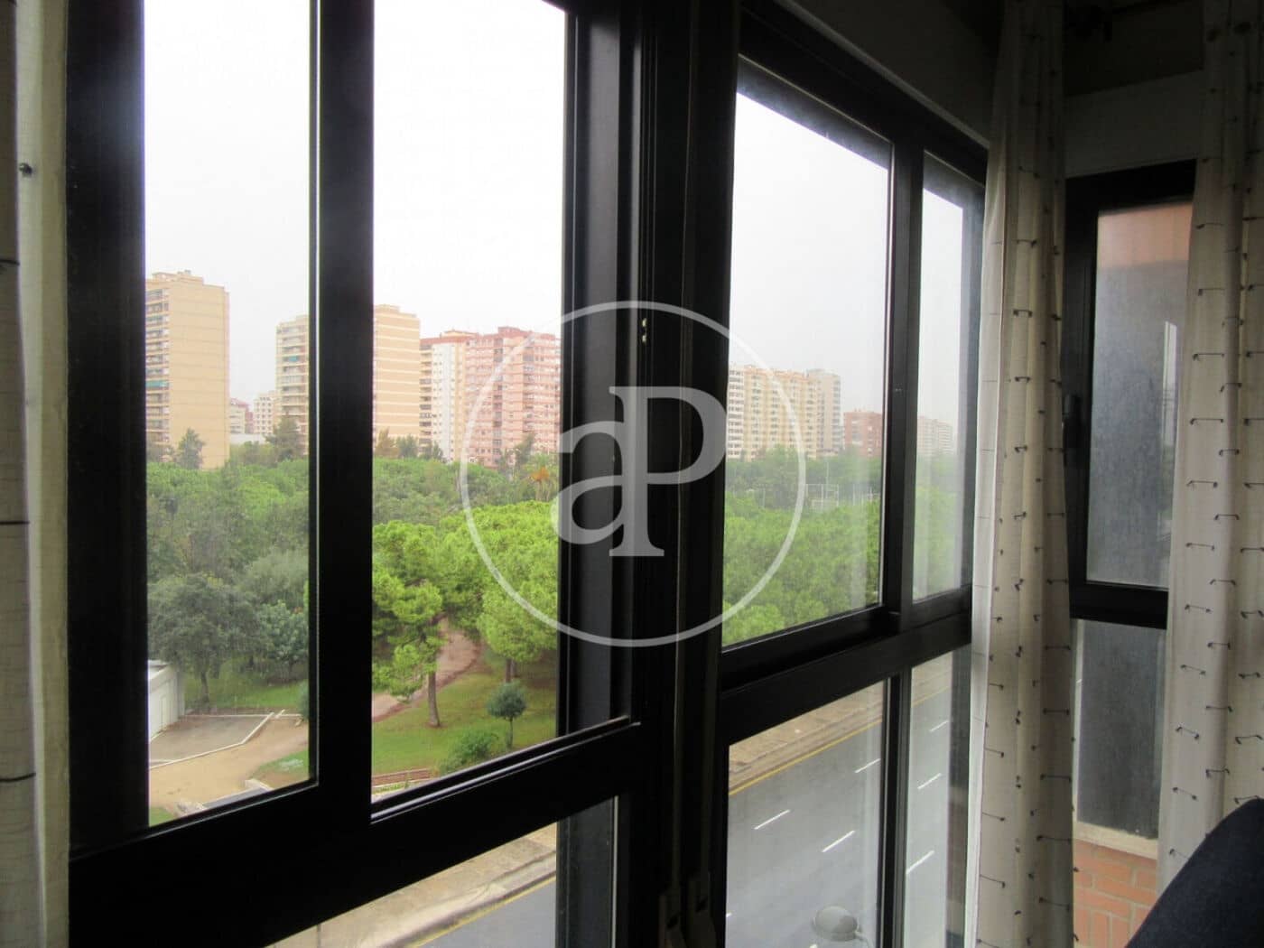 3 soveværelse Lejlighed til leje i Valencia by - € 1.500 (Ref: 9427297)