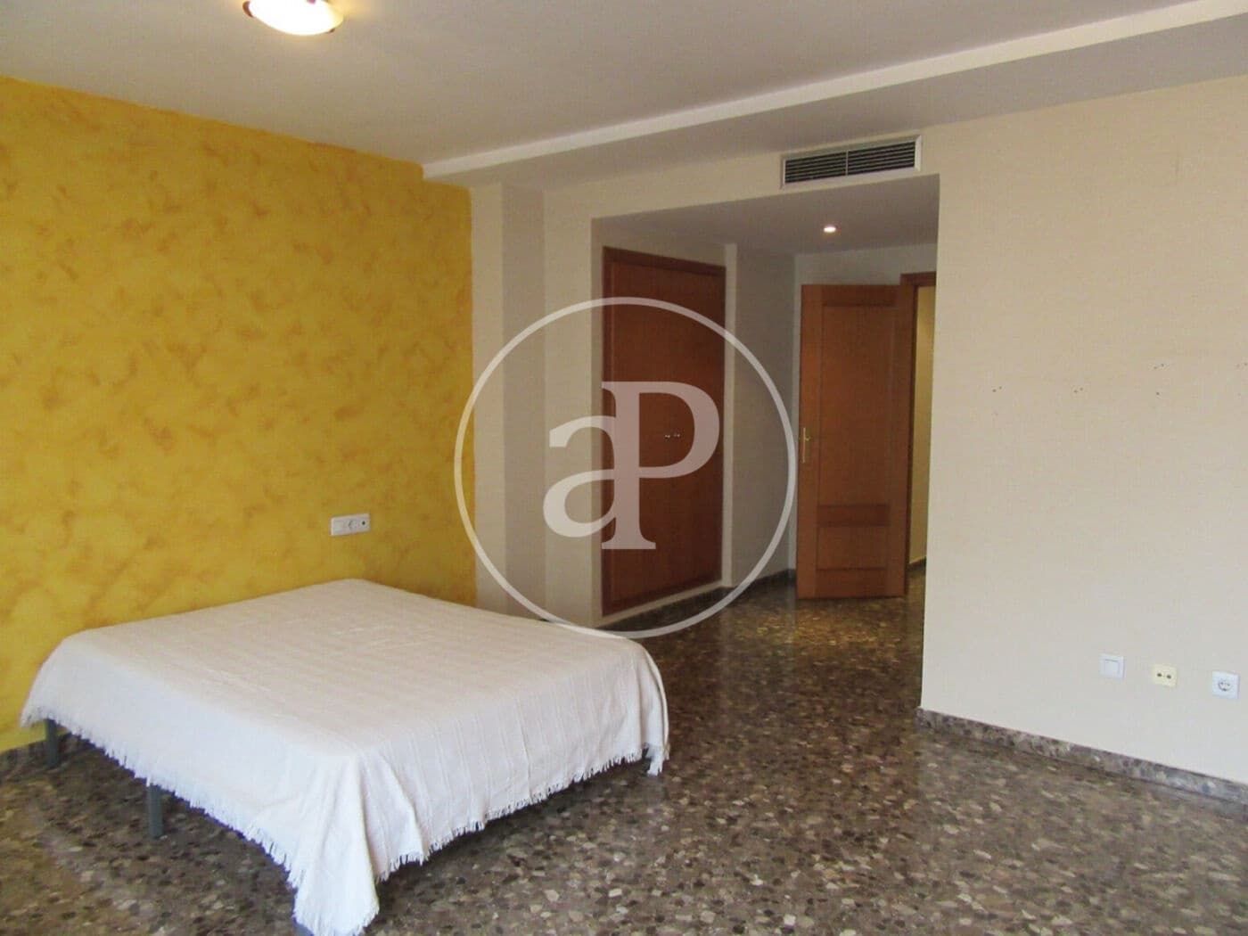 3 soveværelse Lejlighed til leje i Valencia by - € 1.500 (Ref: 9427297)