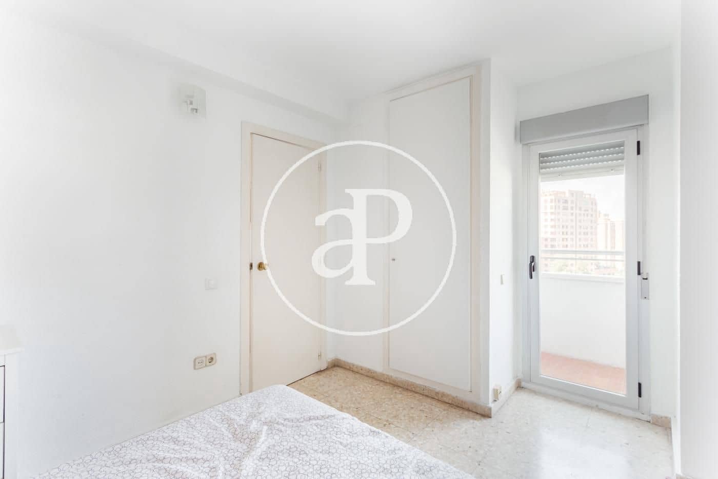 1 makuuhuone Huoneisto vuokrattavana paikassa Valencia kaupunki - 1 100 € (Ref: 9427299)