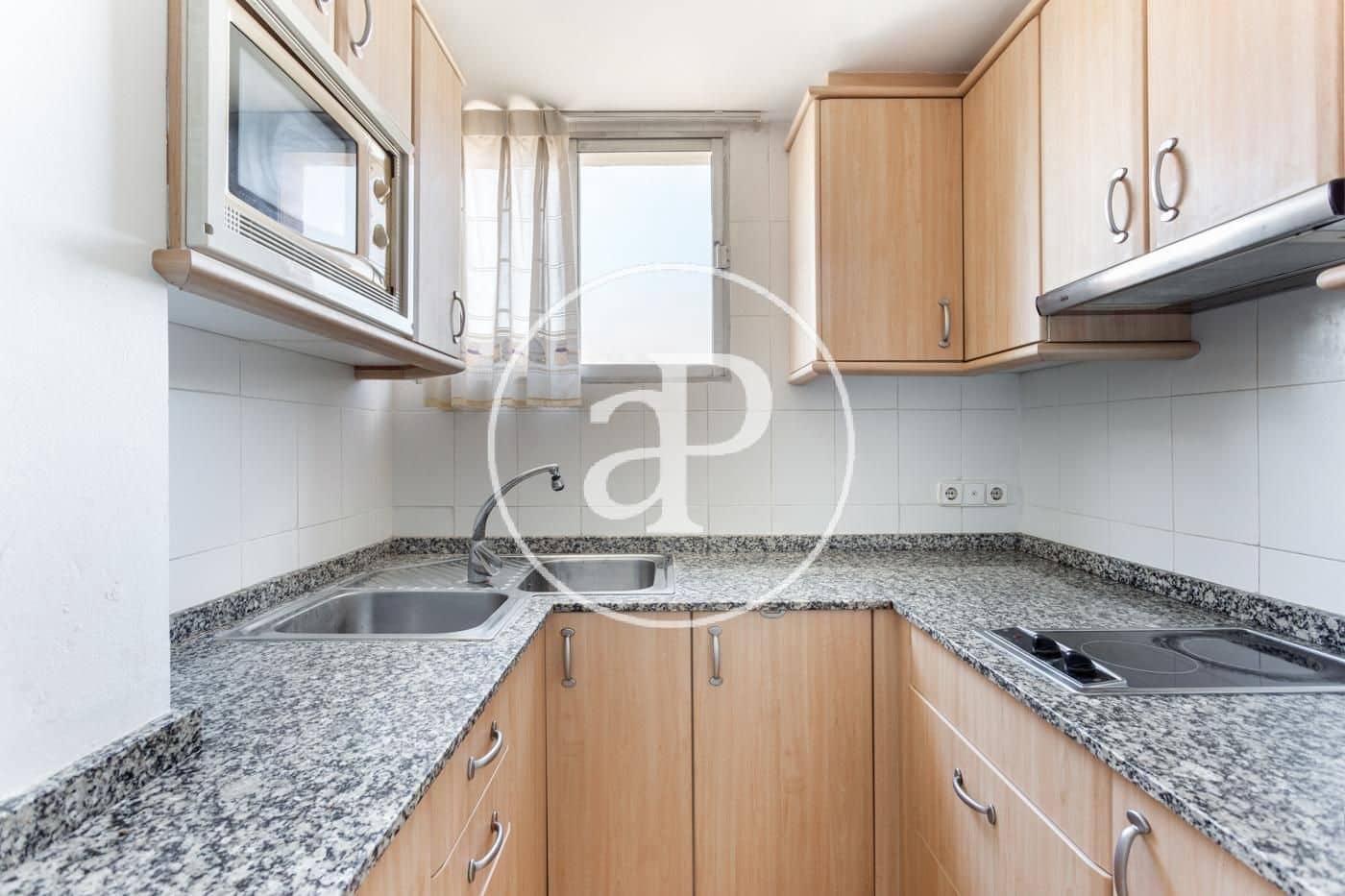 1 makuuhuone Huoneisto vuokrattavana paikassa Valencia kaupunki - 1 100 € (Ref: 9427299)