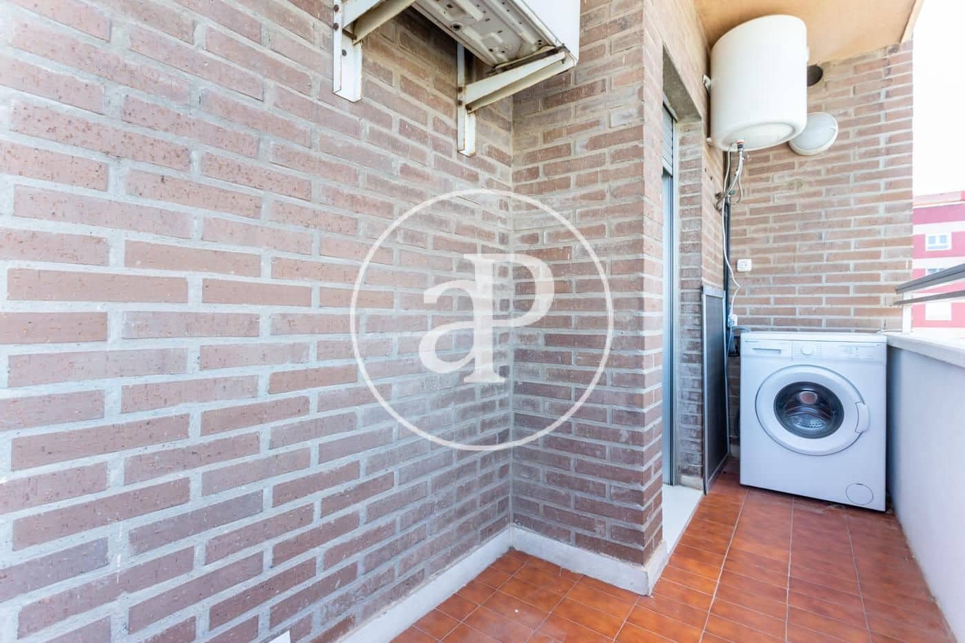 1 makuuhuone Huoneisto vuokrattavana paikassa Valencia kaupunki - 1 100 € (Ref: 9427299)