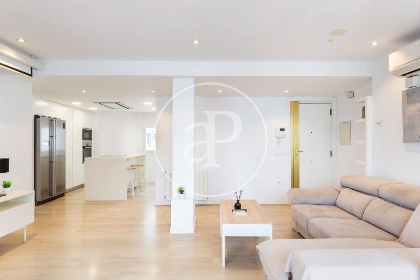 3 bedroom Apartment for rent in Alboraya / Alboraia - € 1,950 (Ref: 9427300)