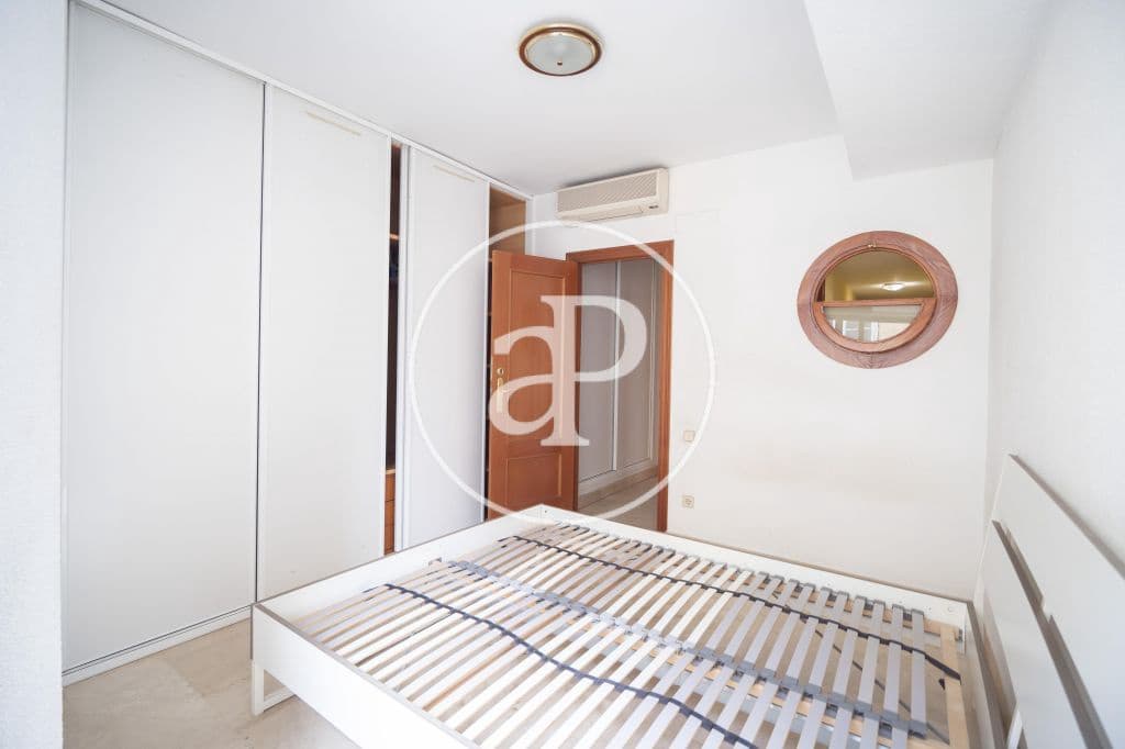 4 sypialnia Apartament do wynajęcia w Miasto Walencja - 2 000 € (Ref: 9431131)