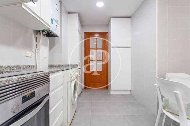 4 soveværelse Lejlighed til leje i La Seu, Valencia by - € 2.000 (Ref: 9431131)