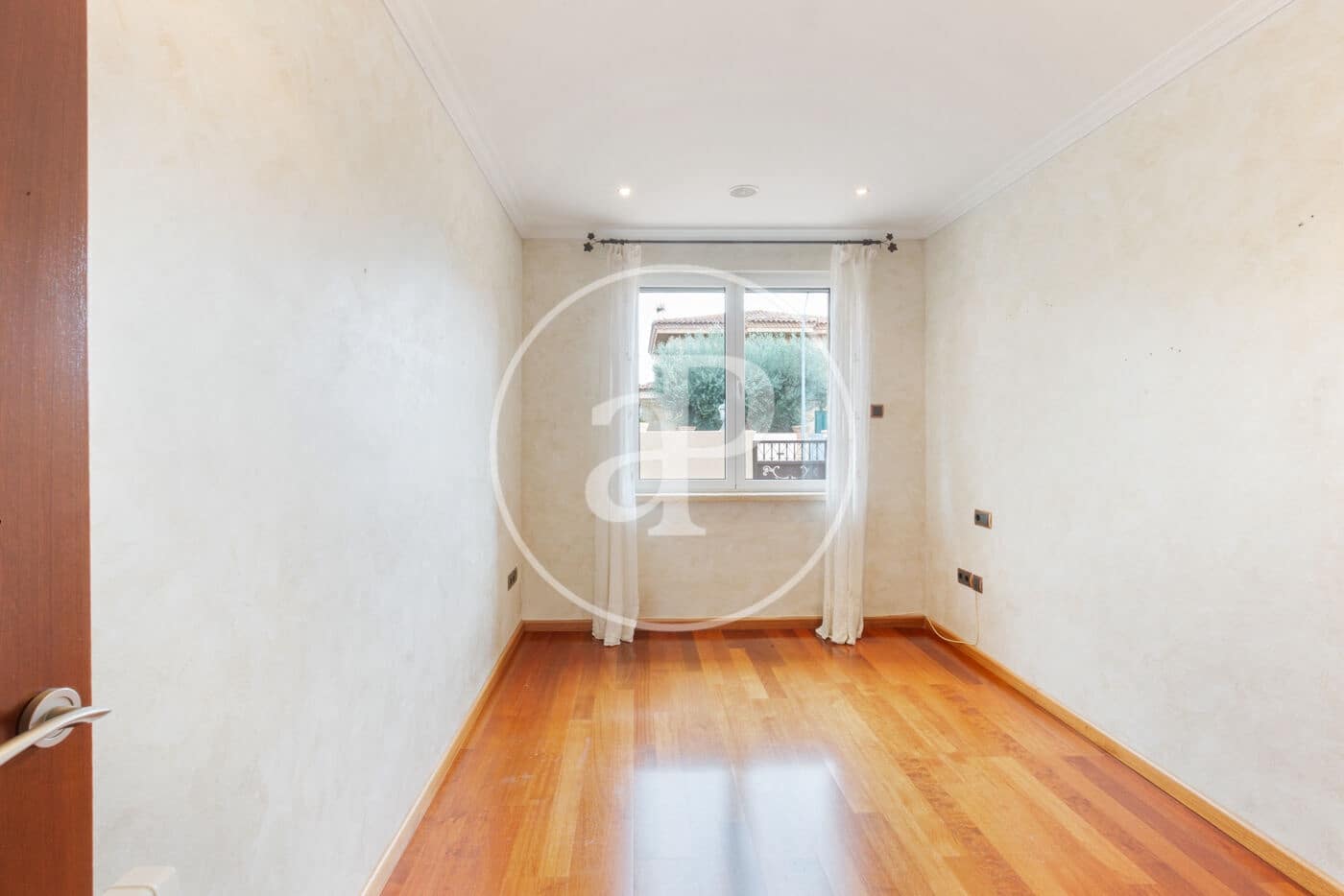 5 slaapkamer Villa te huur in L'Eliana met zwembad - € 3.800 (Ref: 9431132)