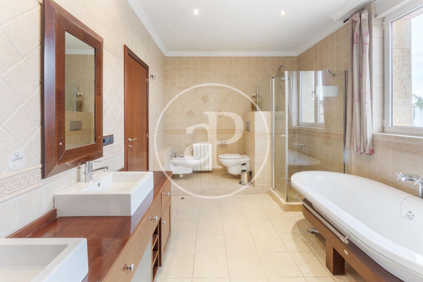 5 slaapkamer Villa te huur in L'Eliana met zwembad - € 3.800 (Ref: 9431132)