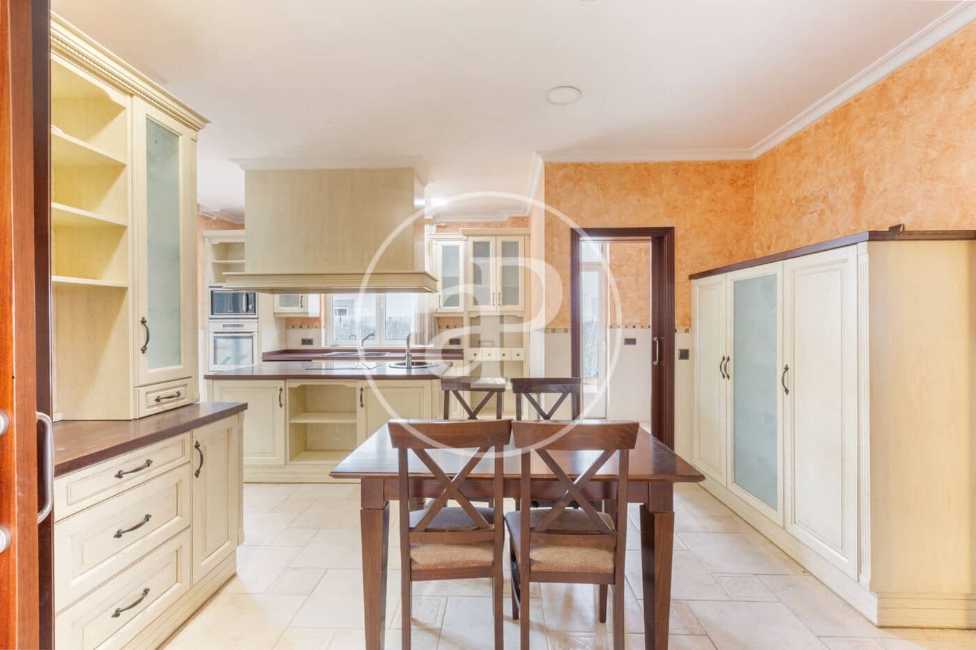 5 slaapkamer Villa te huur in L'Eliana met zwembad - € 3.800 (Ref: 9431132)