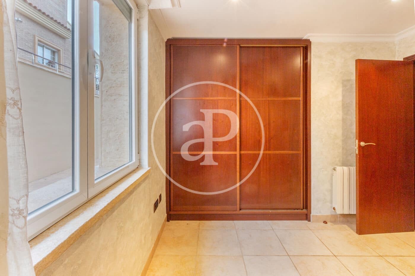 5 slaapkamer Villa te huur in L'Eliana met zwembad - € 3.800 (Ref: 9431132)