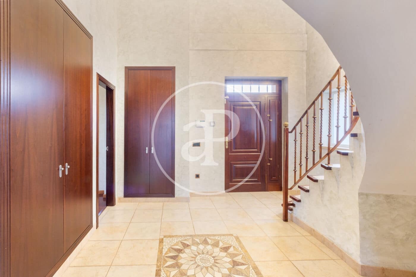 5 slaapkamer Villa te huur in L'Eliana met zwembad - € 3.800 (Ref: 9431132)