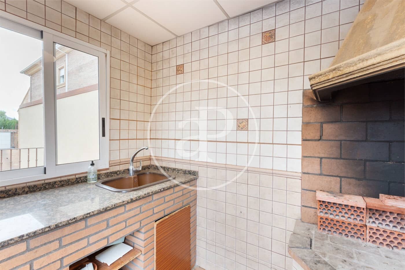 5 slaapkamer Villa te huur in L'Eliana met zwembad - € 3.800 (Ref: 9431132)