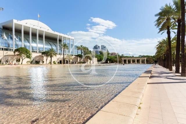 2 soveværelse Lejlighed til salg i La Gran Via, Valencia by - € 590.000 (Ref: 9431133)