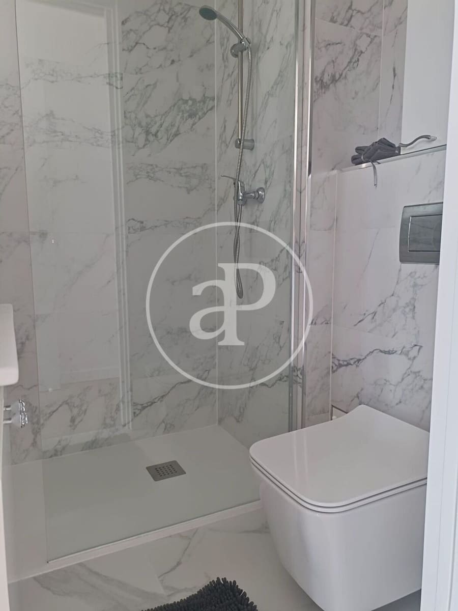 1 soverom Leilighet til leie i Benidorm med svømmebasseng - € 950 (Ref: 9431136)