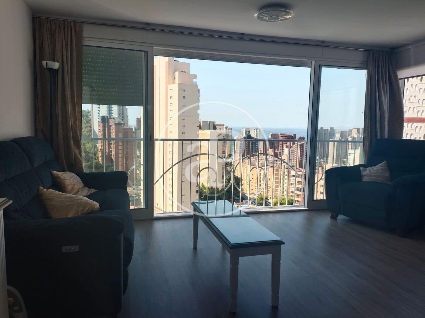 1 soverom Leilighet til leie i Benidorm med svømmebasseng - € 950 (Ref: 9431136)