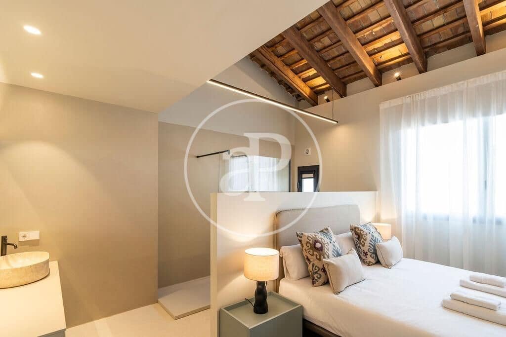 4 sypialnia Apartament do wynajęcia w Miasto Walencja - 5 000 € (Ref: 9433613)