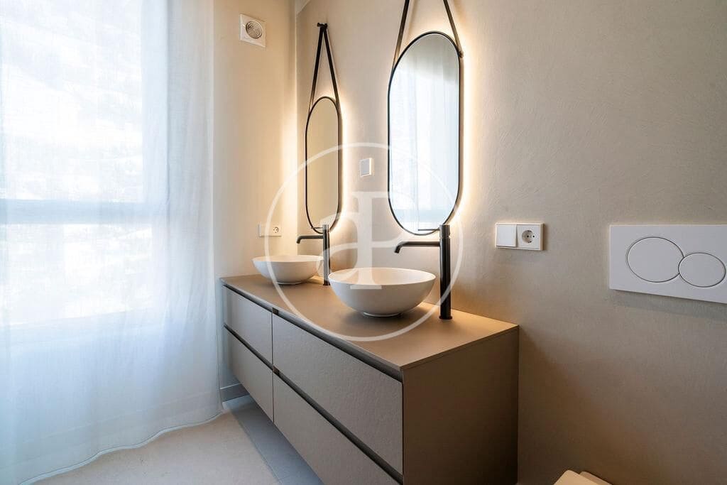 4 sypialnia Apartament do wynajęcia w Miasto Walencja - 5 000 € (Ref: 9433613)