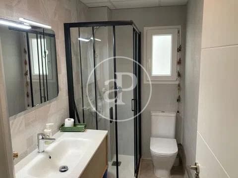 2 slaapkamer Appartement te huur in Valencia stad - € 1.350 (Ref: 9433614)