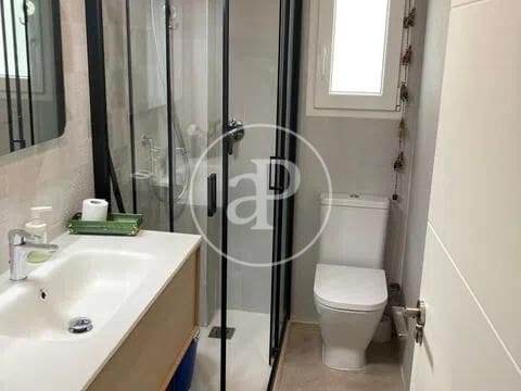 2 slaapkamer Appartement te huur in Valencia stad - € 1.350 (Ref: 9433614)