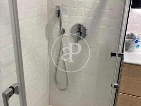 2 slaapkamer Appartement te huur in Valencia stad - € 1.350 (Ref: 9433614)