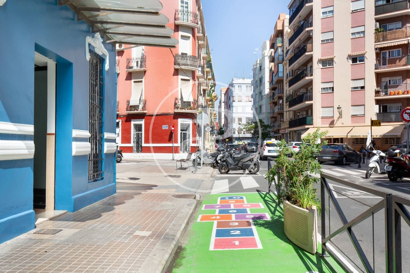 2 slaapkamer Appartement te huur in Valencia stad - € 1.350 (Ref: 9433614)