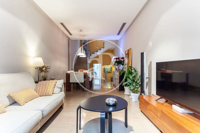 5 soveværelse Villa til salg i Centro, Castelló de la Plana - € 350.000 (Ref: 9433618)