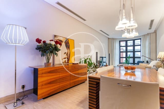 5 soveværelse Villa til salg i Centro, Castelló de la Plana - € 350.000 (Ref: 9433618)