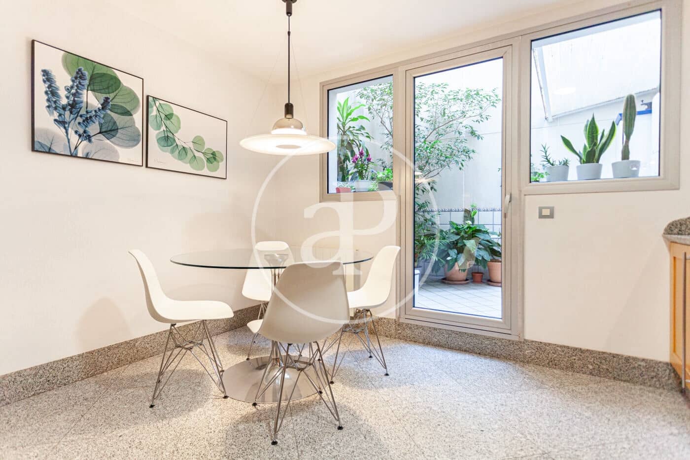 5 soveværelse Villa til salg i Castello de la Plana - € 350.000 (Ref: 9433618)