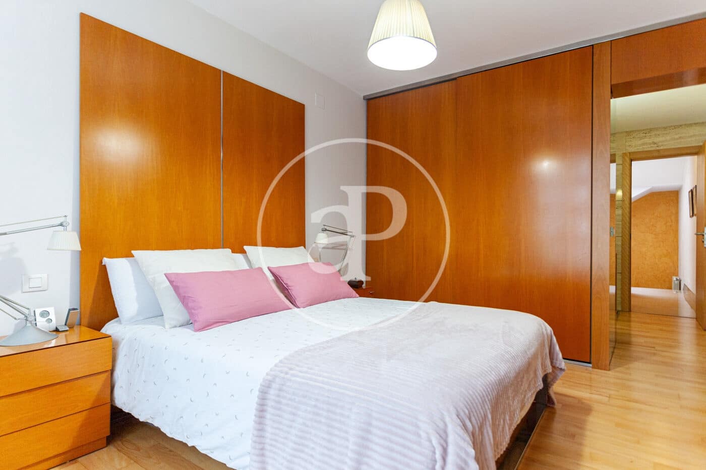 5 soveværelse Villa til salg i Castello de la Plana - € 350.000 (Ref: 9433618)