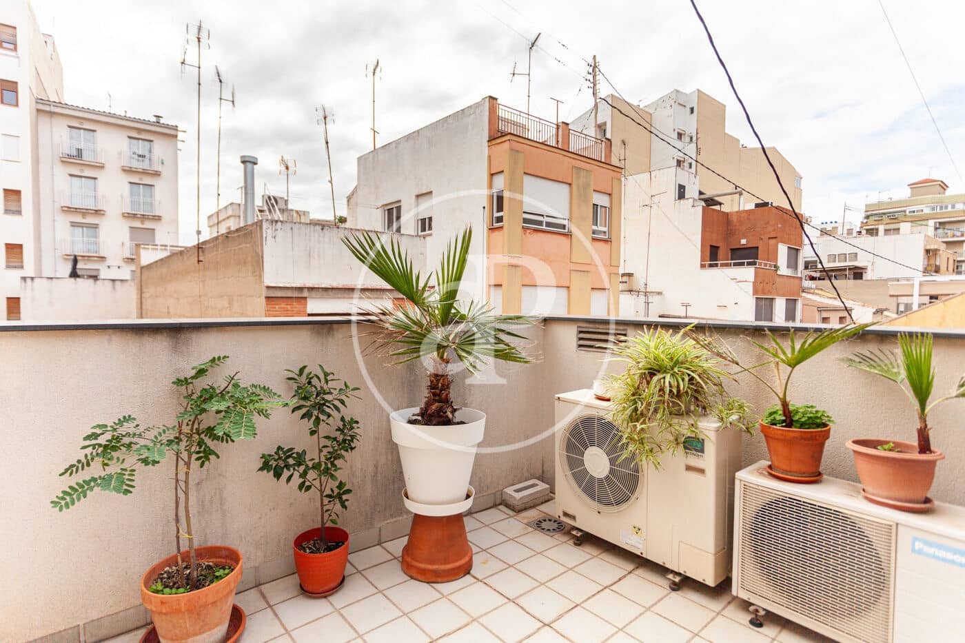 5 soveværelse Villa til salg i Castello de la Plana - € 350.000 (Ref: 9433618)