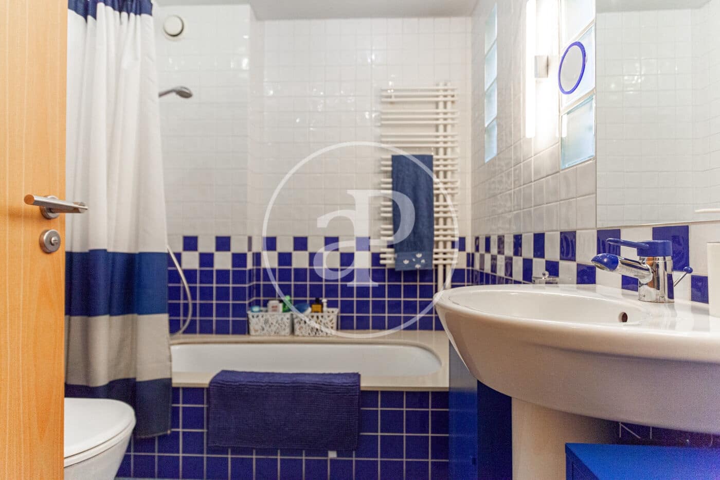 5 soveværelse Villa til salg i Castello de la Plana - € 350.000 (Ref: 9433618)