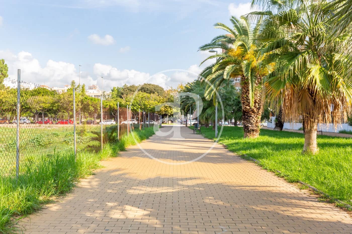 5 soveværelse Villa til salg i Castello de la Plana - € 350.000 (Ref: 9433618)