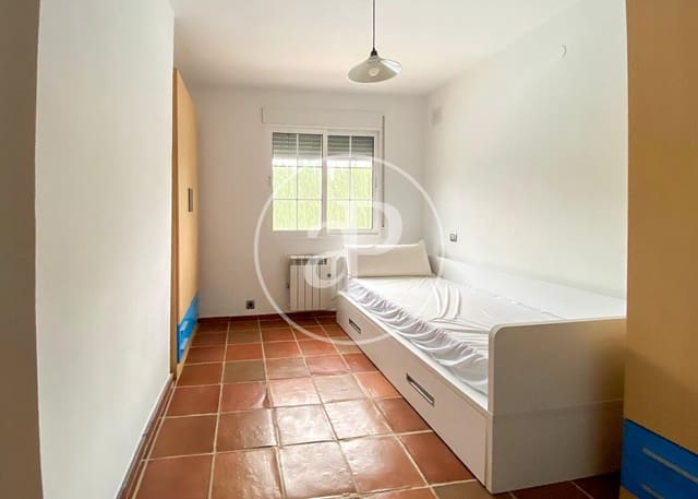 3 soveværelse Villa til salg i Calicanto, Godelleta med swimmingpool - € 285.000 (Ref: 9433621)