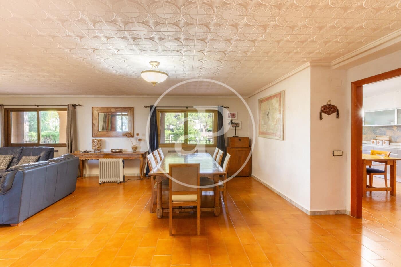 8 slaapkamer Villa te koop in Serra met zwembad - € 700.000 (Ref: 9437501)