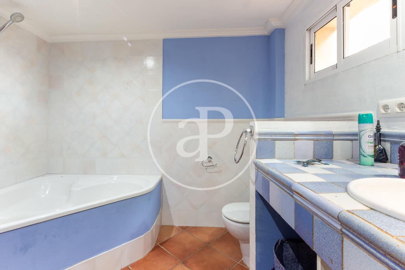 8 slaapkamer Villa te koop in Serra met zwembad - € 700.000 (Ref: 9437501)