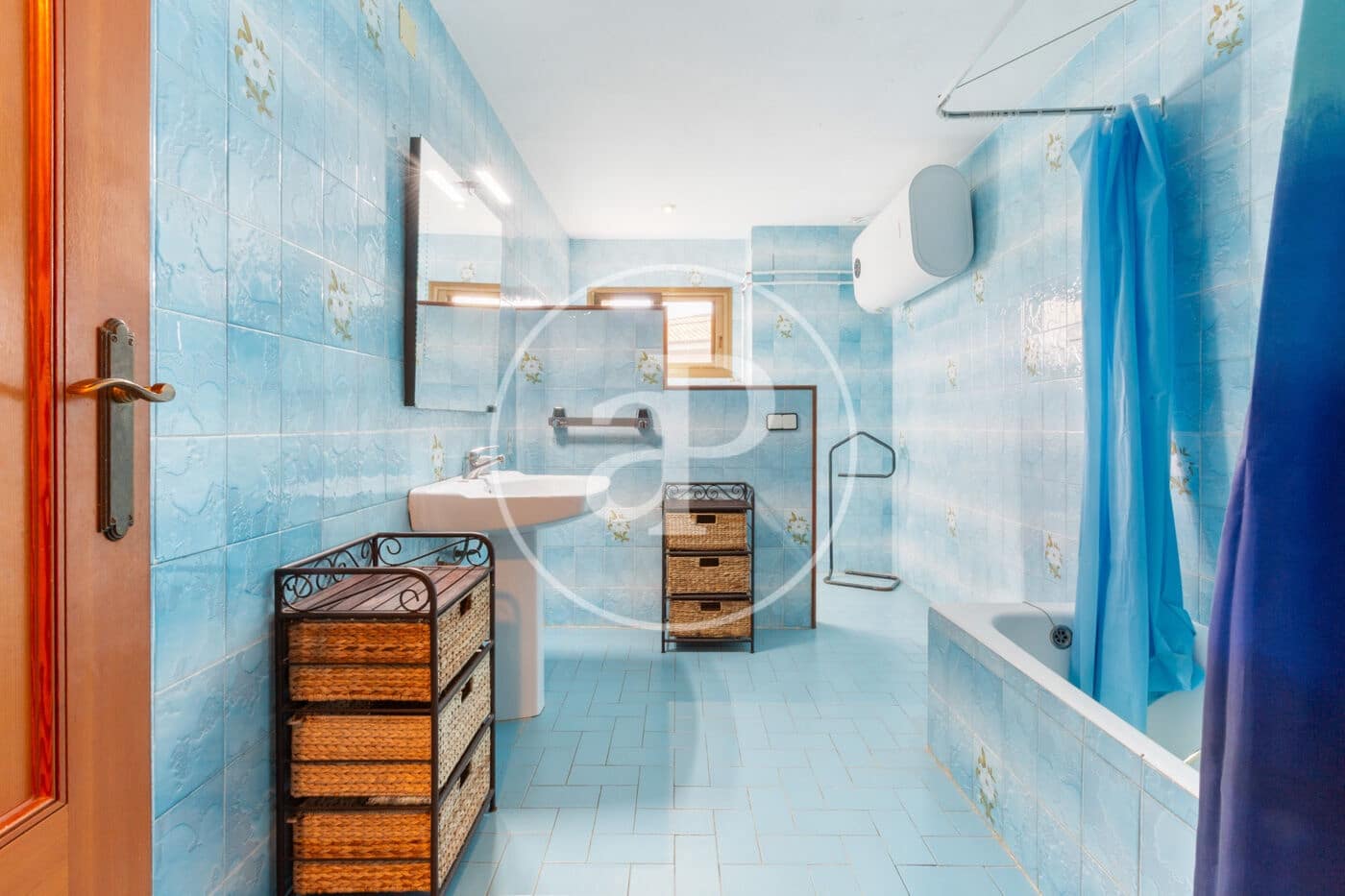 8 slaapkamer Villa te koop in Serra met zwembad - € 700.000 (Ref: 9437501)