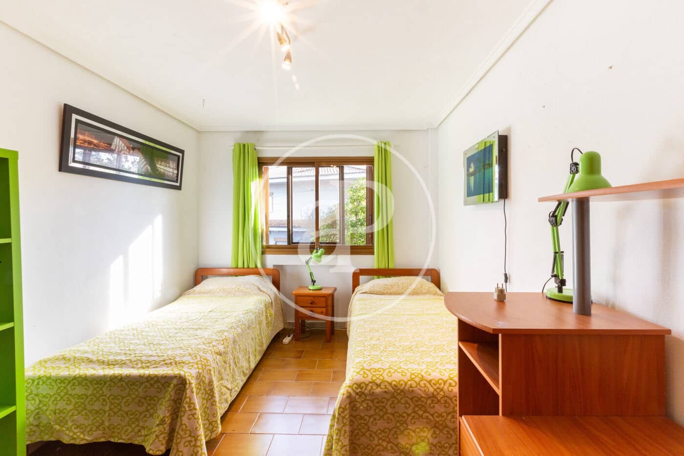 8 slaapkamer Villa te koop in Serra met zwembad - € 700.000 (Ref: 9437501)