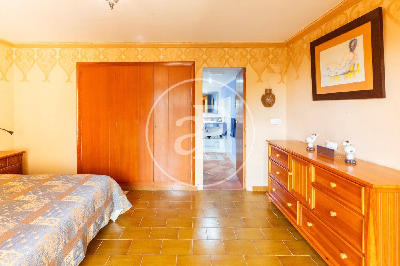 8 slaapkamer Villa te koop in Serra met zwembad - € 700.000 (Ref: 9437501)