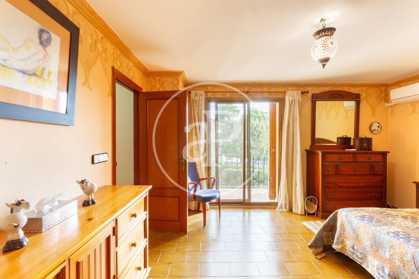 8 slaapkamer Villa te koop in Serra met zwembad - € 700.000 (Ref: 9437501)