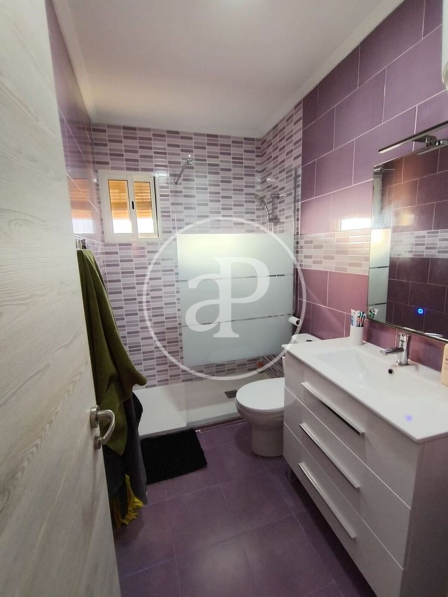 Apartamento de 3 habitaciones en València ciudad en alquiler - 1.800 € (Ref: 9437503)