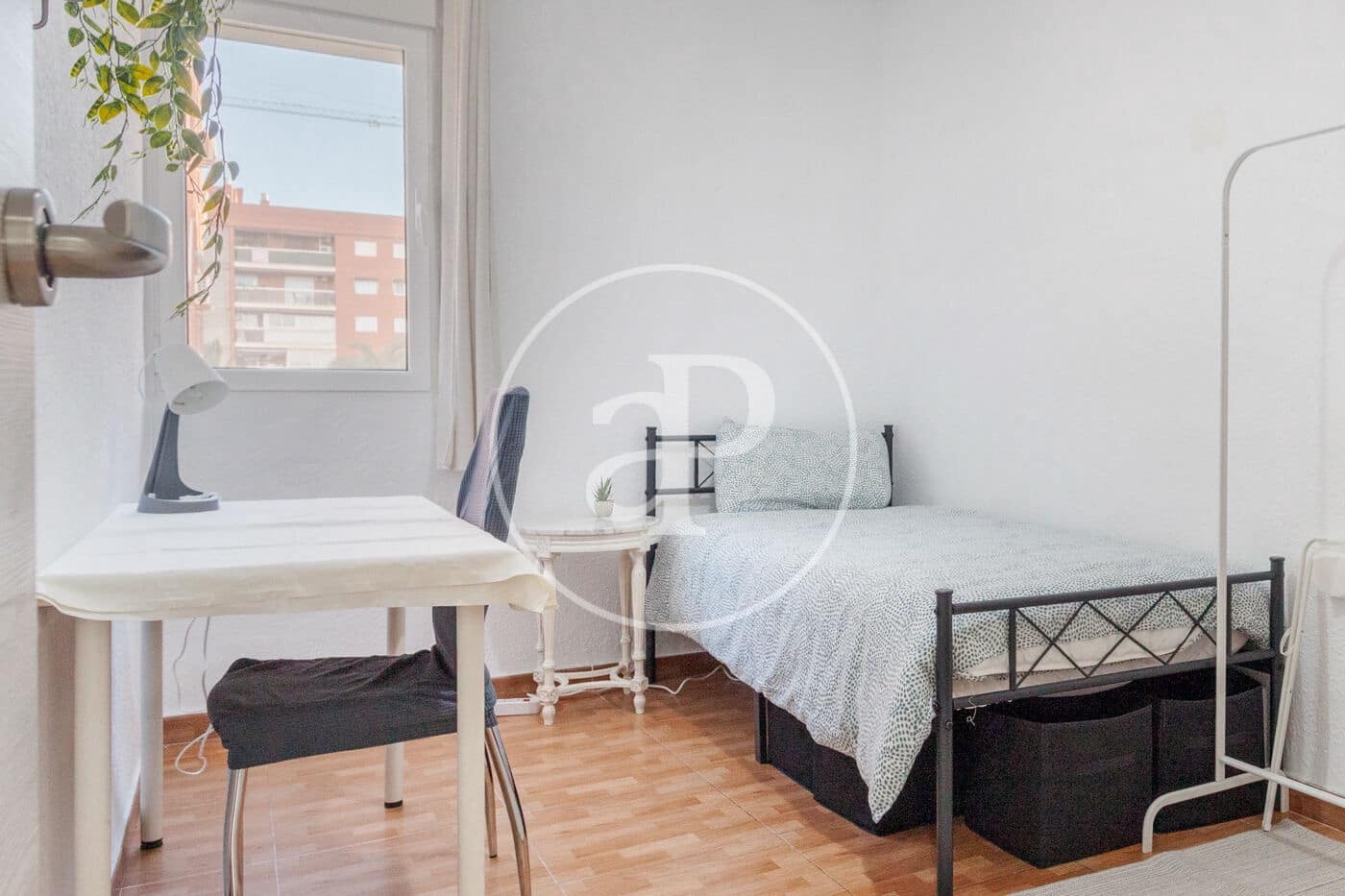 3 bedroom Apartment for rent in Valencia city - € 1,500 (Ref: 9437503)