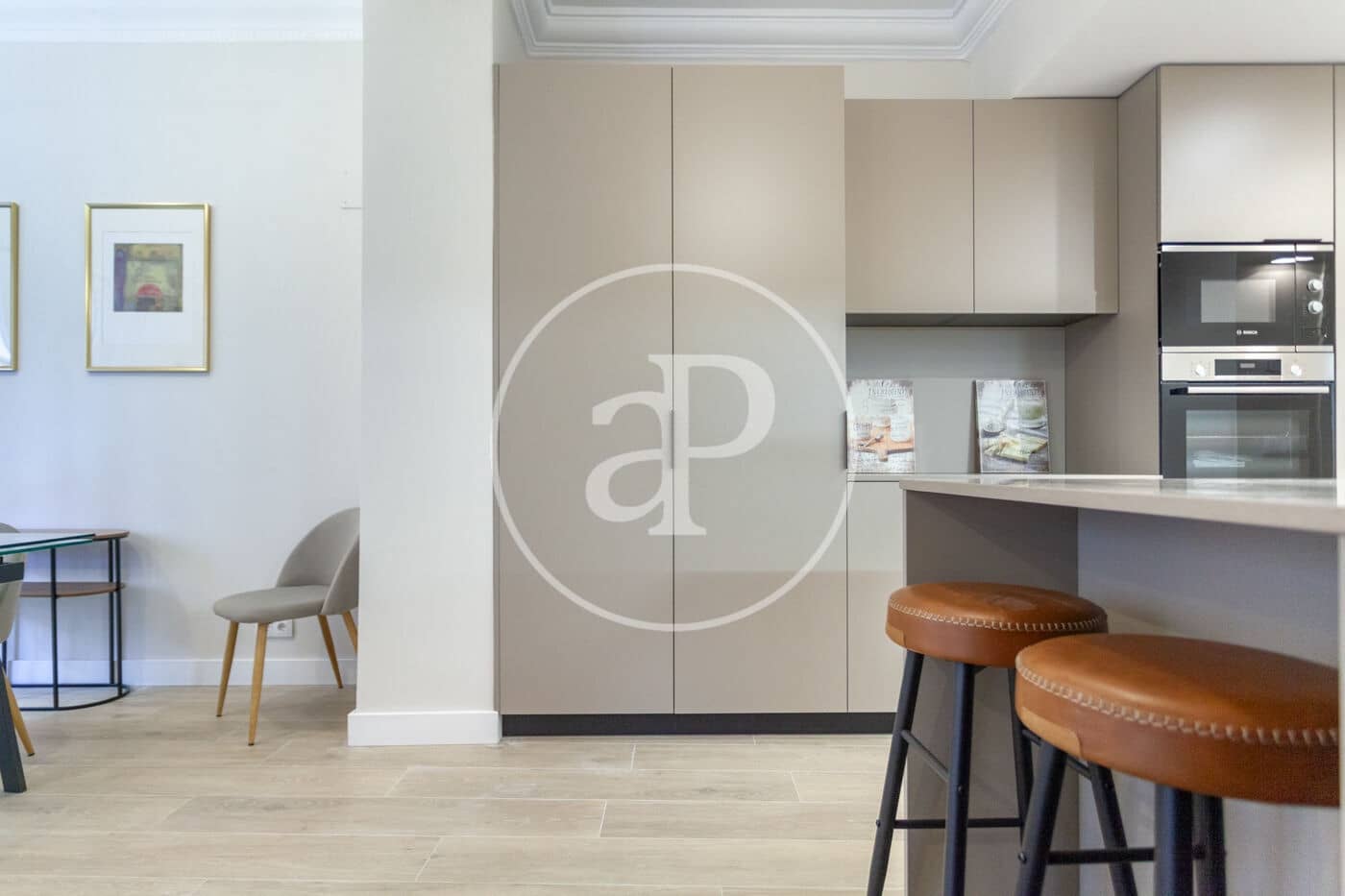 2 makuuhuone Huoneisto vuokrattavana paikassa Valencia kaupunki - 3 000 € (Ref: 9437504)