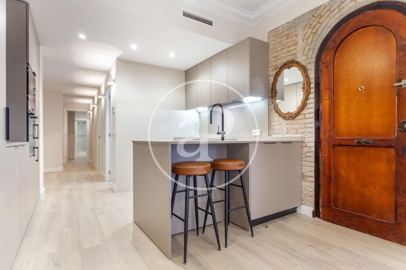 2 makuuhuone Huoneisto vuokrattavana paikassa Valencia kaupunki - 3 000 € (Ref: 9437504)