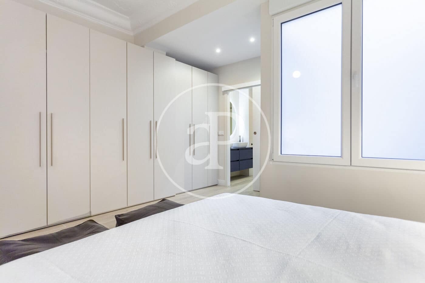 2 makuuhuone Huoneisto vuokrattavana paikassa Valencia kaupunki - 3 000 € (Ref: 9437504)