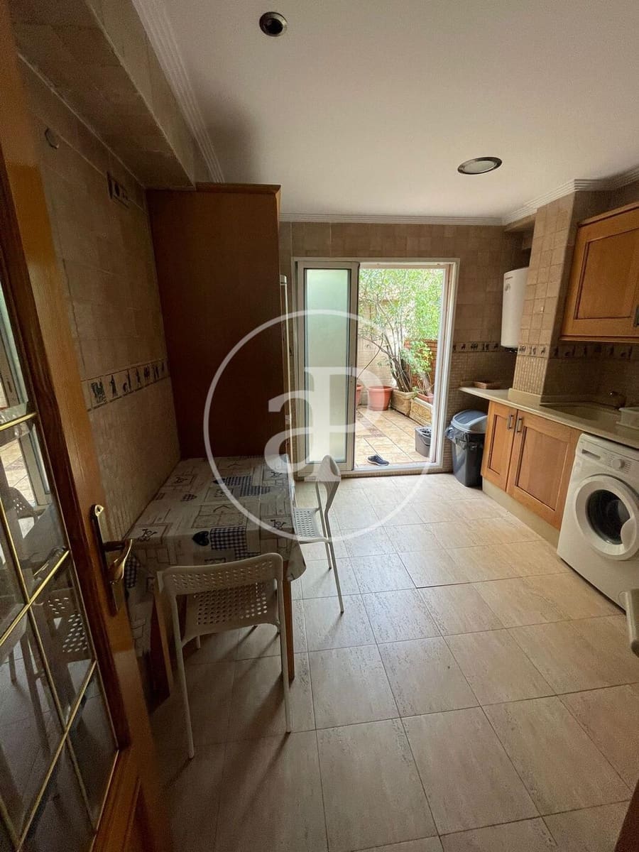 3 sypialnia Apartament na sprzedaż w Miasto Walencja - 365 000 € (Ref: 9437505)