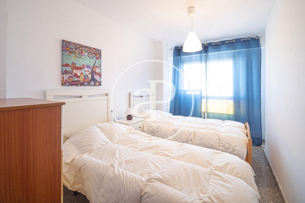 4 makuuhuone Huoneisto vuokrattavana paikassa Valencia kaupunki - 1 600 € (Ref: 9437506)