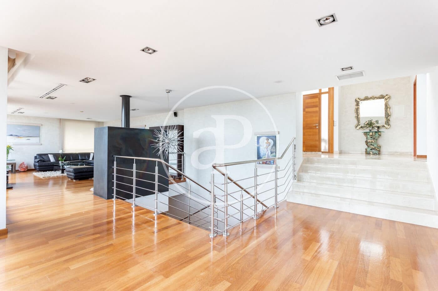 5 bedroom Villa for rent in Pucol with pool - € 5,500 (Ref: 9440609)