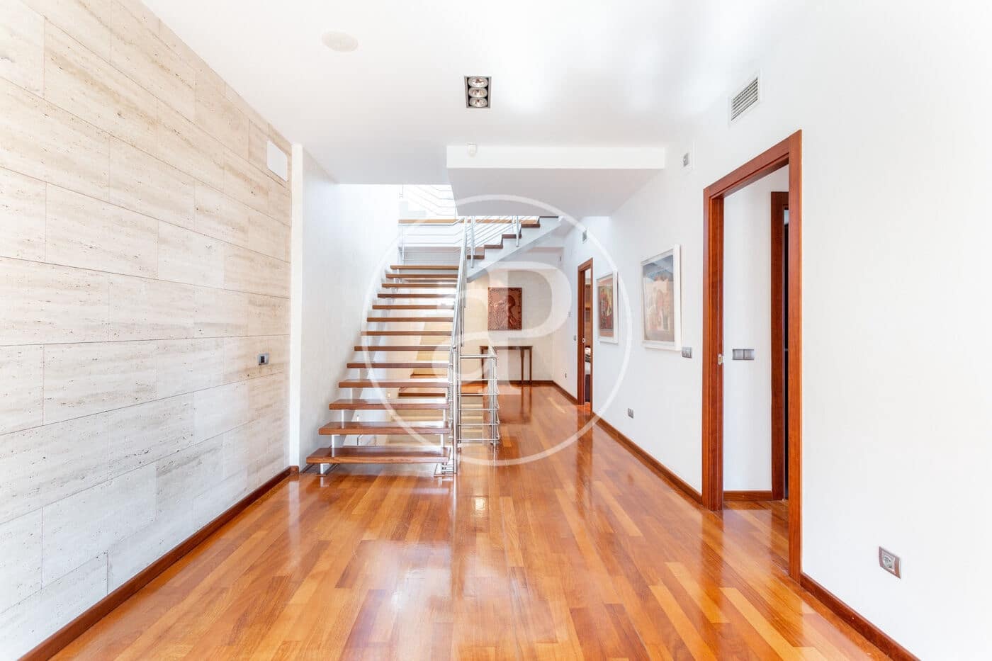 5 bedroom Villa for rent in Pucol with pool - € 5,500 (Ref: 9440609)